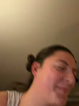 gslizzy online show from February 28, 11:22 am