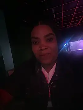 friendlybitch22 online show from April 16, 5:25 pm