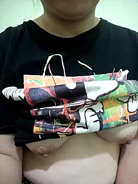 Snapshot of Susu-min chatting on March 9, 1:42 am Susu-min online show from March 9, 1:42 am