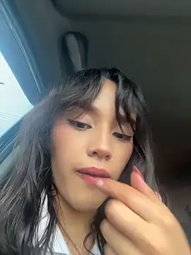 Snapshot of Mia-villalobos chatting on May 16, 1:10 pm Mia-villalobos online show from May 16, 1:10 pm