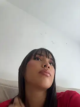 Snapshot of Mia-villalobos chatting on July 8, 2:10 pm Mia-villalobos online show from July 8, 2:10 pm