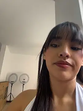 Snapshot of Mia-villalobos chatting on July 29, 2:37 pm Mia-villalobos online show from July 29, 2:37 pm
