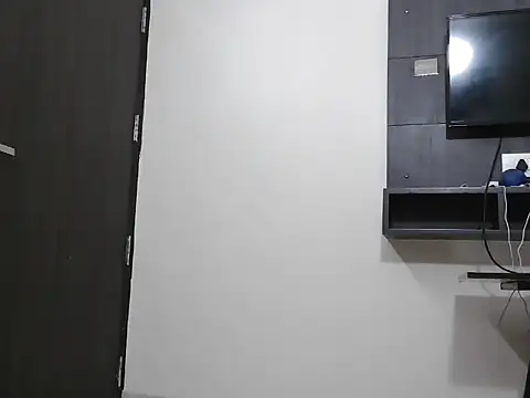 TheSexyGirl69 online show from July 17, 6:53 am