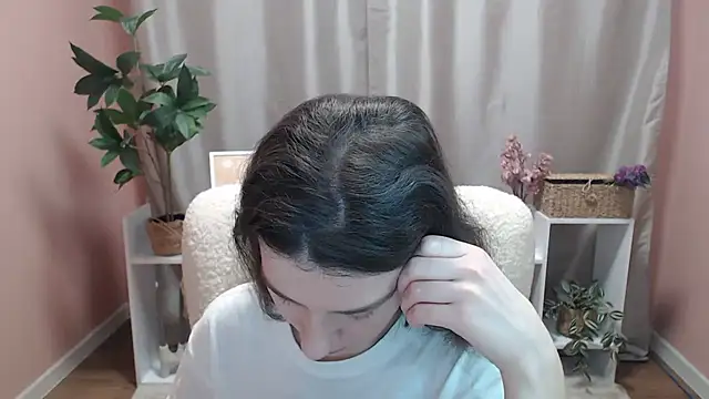 MistyBree online show from March 9, 9:13 am