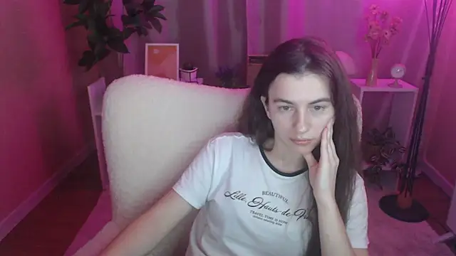 MistyBree online show from March 26, 12:33 pm