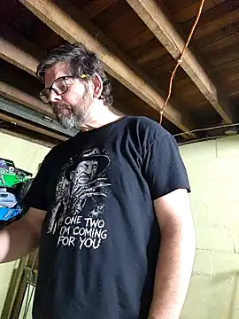 ultimateBWC online show from April 15, 8:20 pm