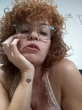roxybykiss online show from March 24, 4:06 am