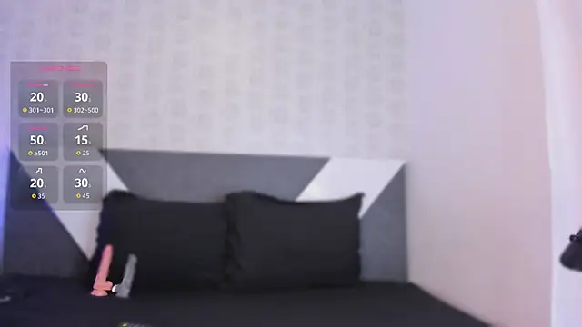 Lulu Mei  online show from March 28, 11:43 am