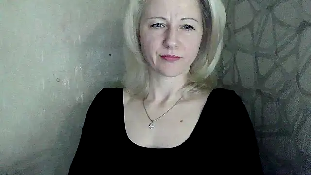 Katerina-Kissa online show from April 22, 6:09 pm