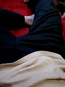 Snapshot of DimexxnX chatting on April 4, 10:29 pm DimexxnX online show from April 4, 10:29 pm