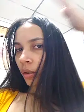 Snapshot of BiancaRoyale chatting on April 19, 8:57 am BiancaRoyale online show from April 19, 8:57 am