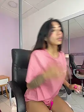 Cataleyaa23 online show from April 1, 7:22 pm