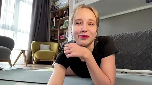 MollyBusy online show from March 5, 7:26 am