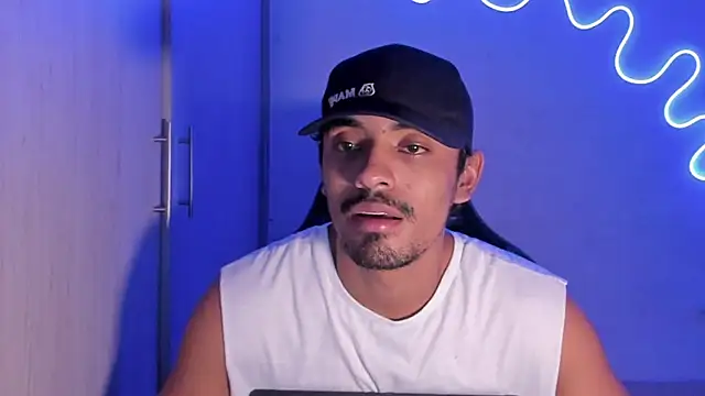 jossi12345j online show from April 16, 5:30 am