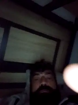 turistahot online show from April 14, 4:18 am