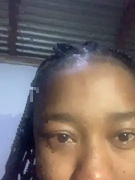 Snapshot of Dvsher10 chatting on July 9, 4:22 pm Dvsher10 online show from July 9, 4:22 pm