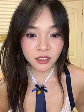 hot soft22 online show from March 2, 12:45 pm