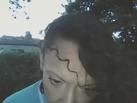 DOUBLETROUBLE7773 online show from April 25, 7:44 pm