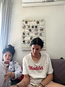 Genblan online show from March 31, 1:22 pm