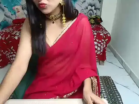 Snapshot of its-samyara chatting on August 2, 4:49 pm its-samyara online show from August 2, 4:49 pm