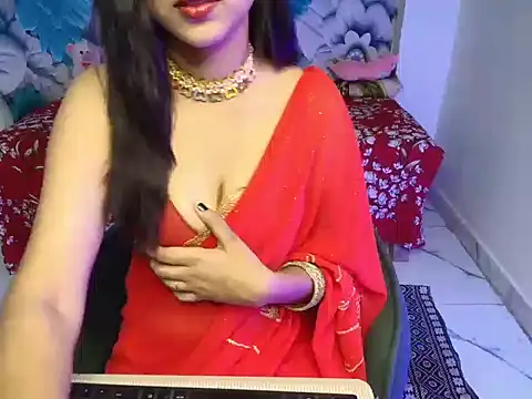 Snapshot of its-samyara chatting on August 4, 5:04 pm its-samyara online show from August 4, 5:04 pm