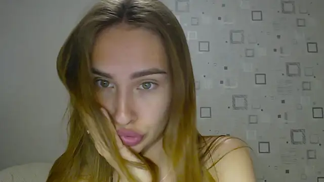 Snapshot of yourameliaa chatting on May 14, 5:42 pm yourameliaa online show from May 14, 5:42 pm