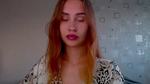 Snapshot of yourameliaa chatting on June 2, 4:09 pm yourameliaa online show from June 2, 4:09 pm