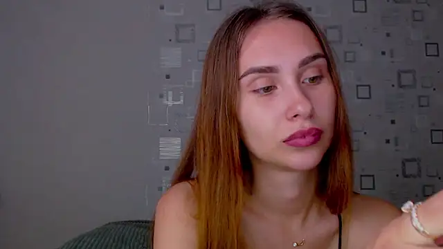 Snapshot of yourameliaa chatting on June 3, 6:02 pm yourameliaa online show from June 3, 6:02 pm