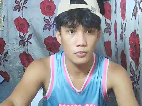 Snapshot of marksurelyhard chatting on May 24, 12:21 pm marksurelyhard online show from May 24, 12:21 pm
