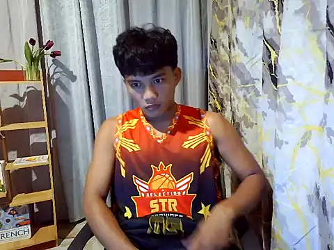 Snapshot of marksurelyhard chatting on June 17, 2:29 pm marksurelyhard online show from June 17, 2:29 pm