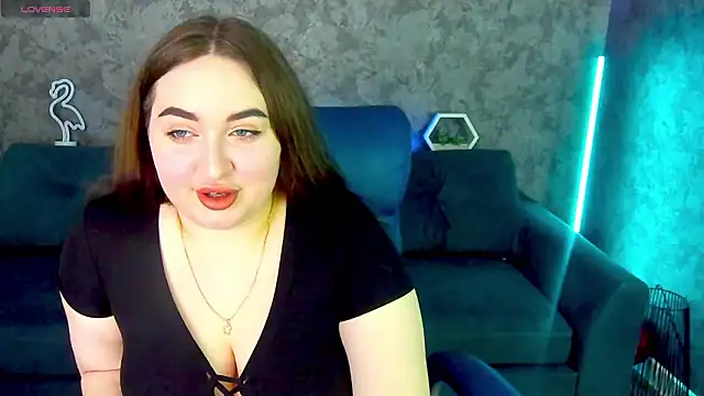 Snapshot of RapunzelAngel chatting on March 3, 7:03 am RapunzelAngel online show from March 3, 7:03 am