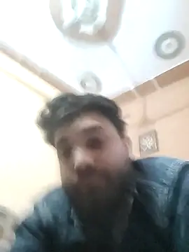 areee214 online show from March 4, 7:03 am