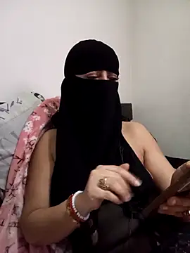 Snapshot of Hayat-zahri chatting on March 2, 3:09 am Hayat-zahri online show from March 2, 3:09 am