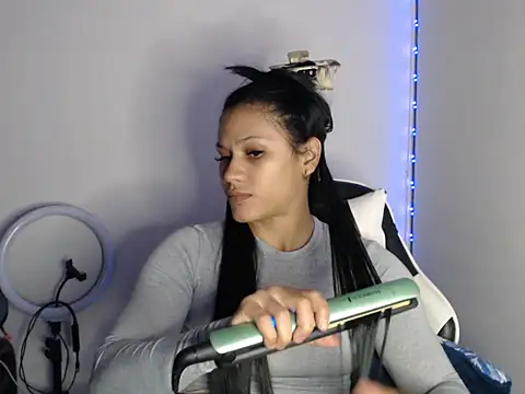 Snapshot of KathLovee chatting on May 11, 1:06 pm KathLovee online show from May 11, 1:06 pm