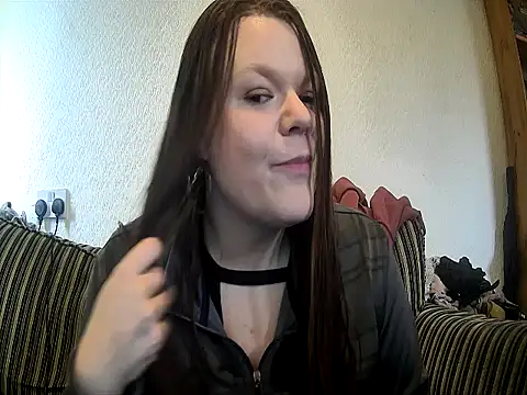 CrystalBabes online show from March 13, 3:18 pm