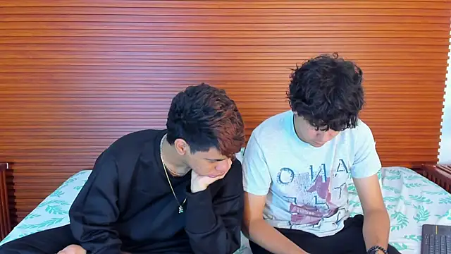 peakk twiinns online show from March 28, 12:16 pm