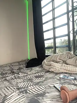 Encore Angel online show from April 4, 2:14 pm