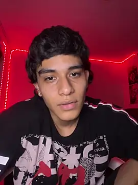 Snapshot of IronLatino chatting on March 2, 6:58 am IronLatino online show from March 2, 6:58 am