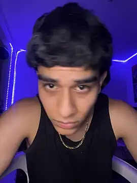 IronLatino online show from March 3, 4:07 am