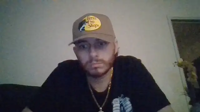 TallHungandCloudy69 online show from April 15, 4:41 am