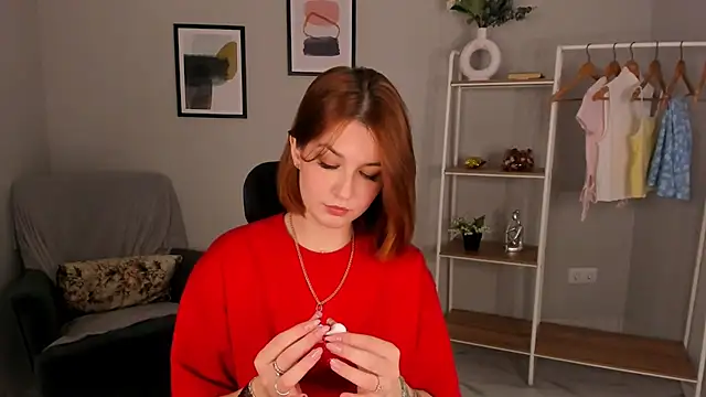 Millia Herro online show from March 17, 1:36 pm