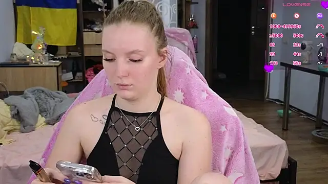 Mary Blu online show from February 28, 6:09 pm