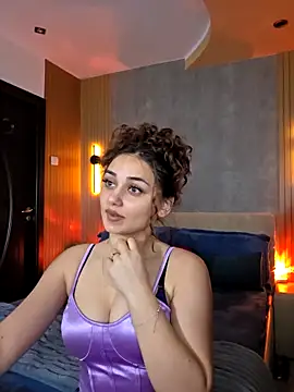 KatarinaHeaven online show from March 6, 3:03 am