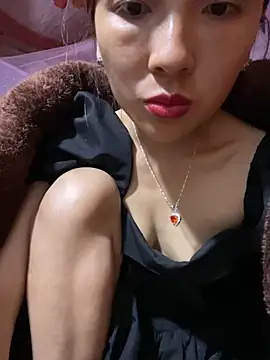 Snapshot of Mimi_pussy chatting on April 30, 12:06 am Mimi pussy online show from April 30, 12:06 am