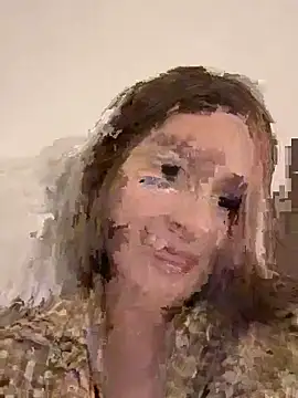 Snapshot of Renesme_28 chatting on March 3, 9:42 pm Renesme 28 online show from March 3, 9:42 pm