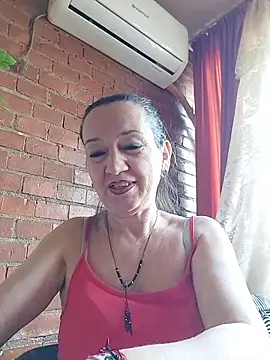 Snapshot of anayss17 chatting on March 13, 10:44 am anayss17 online show from March 13, 10:44 am