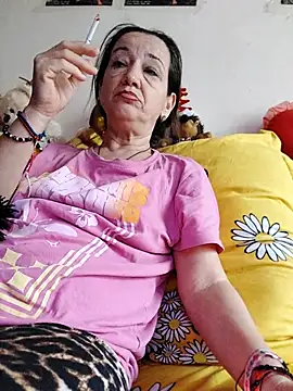 Snapshot of anayss17 chatting on March 23, 5:55 am anayss17 online show from March 23, 5:55 am