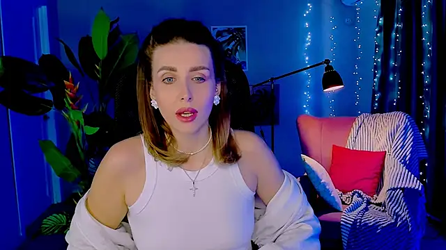 Snapshot of MonicaRiley chatting on March 13, 12:01 pm MonicaRiley online show from March 13, 12:01 pm