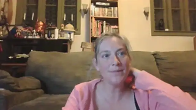 MistyMountains96 online show from June 3, 2:14 am
