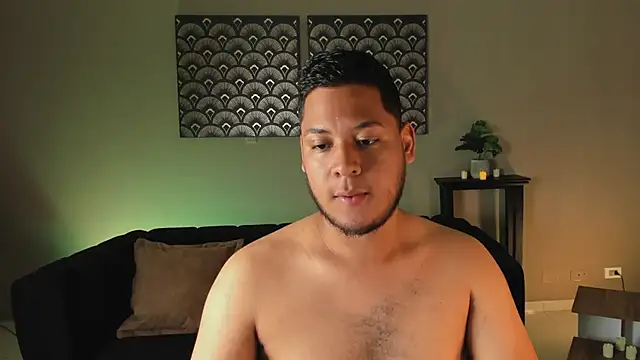 Akon 2XXX online show from March 13, 7:20 pm